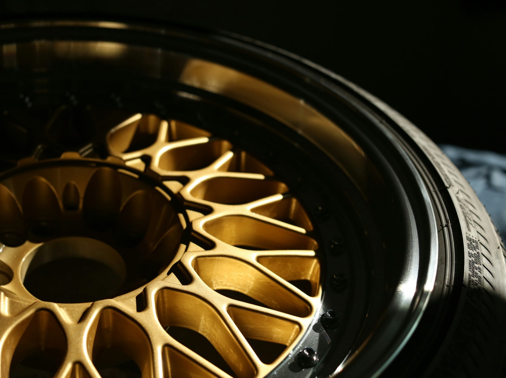 Llantas y suspensión